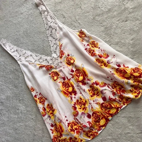 Free People Intimately Morning Rose Sleeveless Floral Lace Bohemian Cami Top - Picture 1 of 12